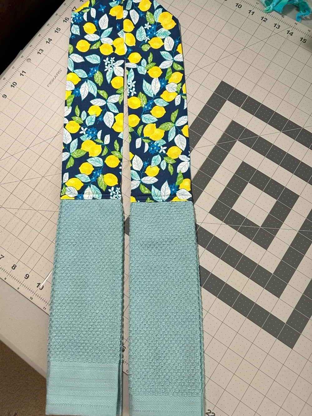 Handmade Lemon Print Kitchen Scarf